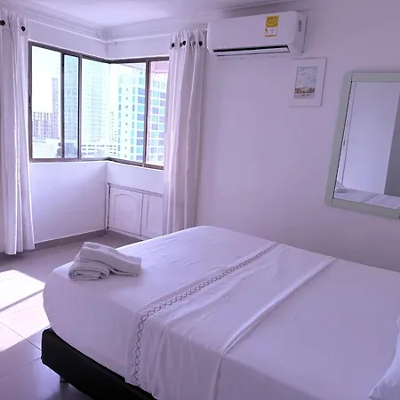 Ocean View In A Great Location Apartamento